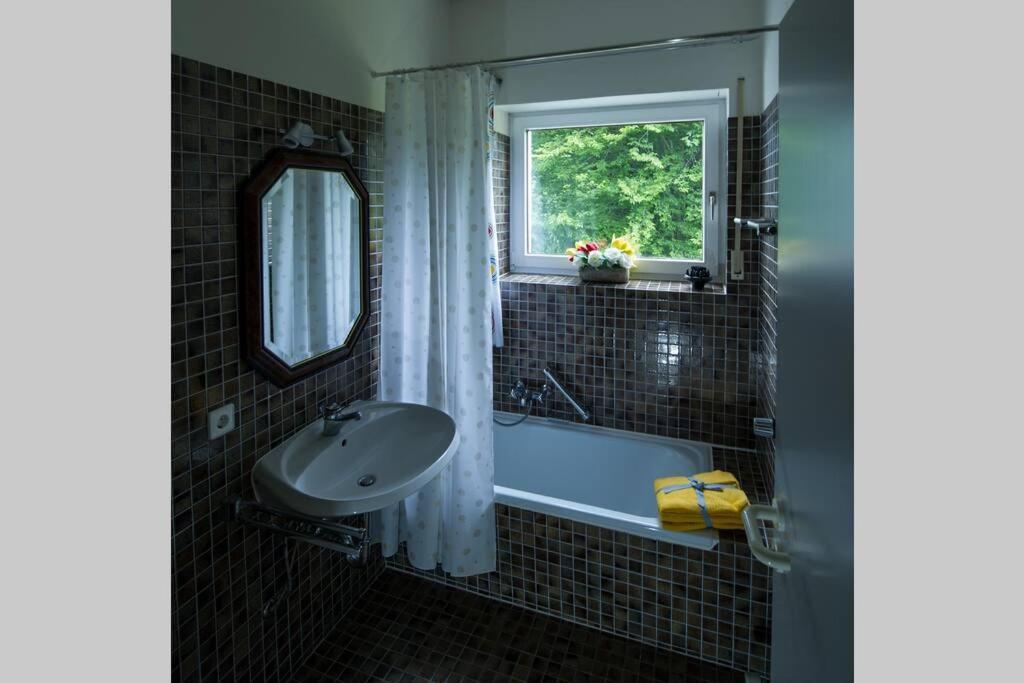 Ferienappartement In Der Spielestadt Ravensburg Bagian luar foto